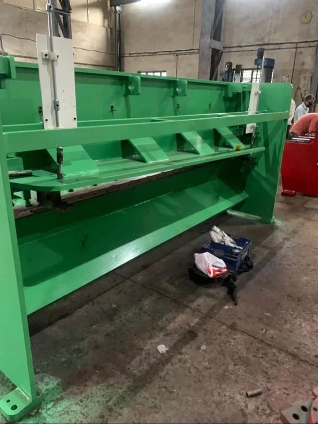 Laser Metal Cutting Machine