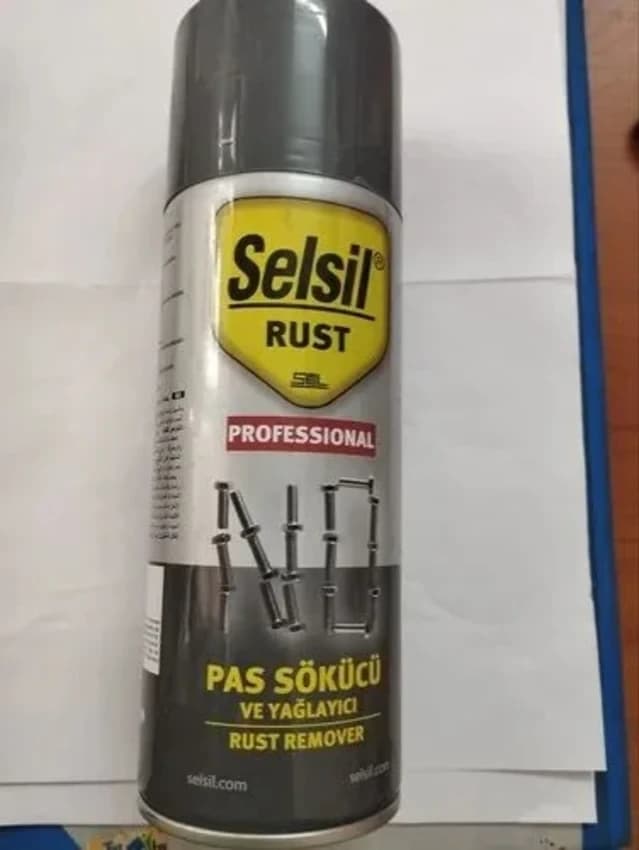 Selsil Rust Remover And Lubricating Spray