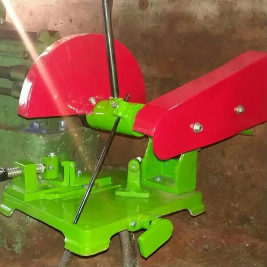 Mild Steel Pipe Cutter / ROD CUTTER, Capacity: Heavy Model