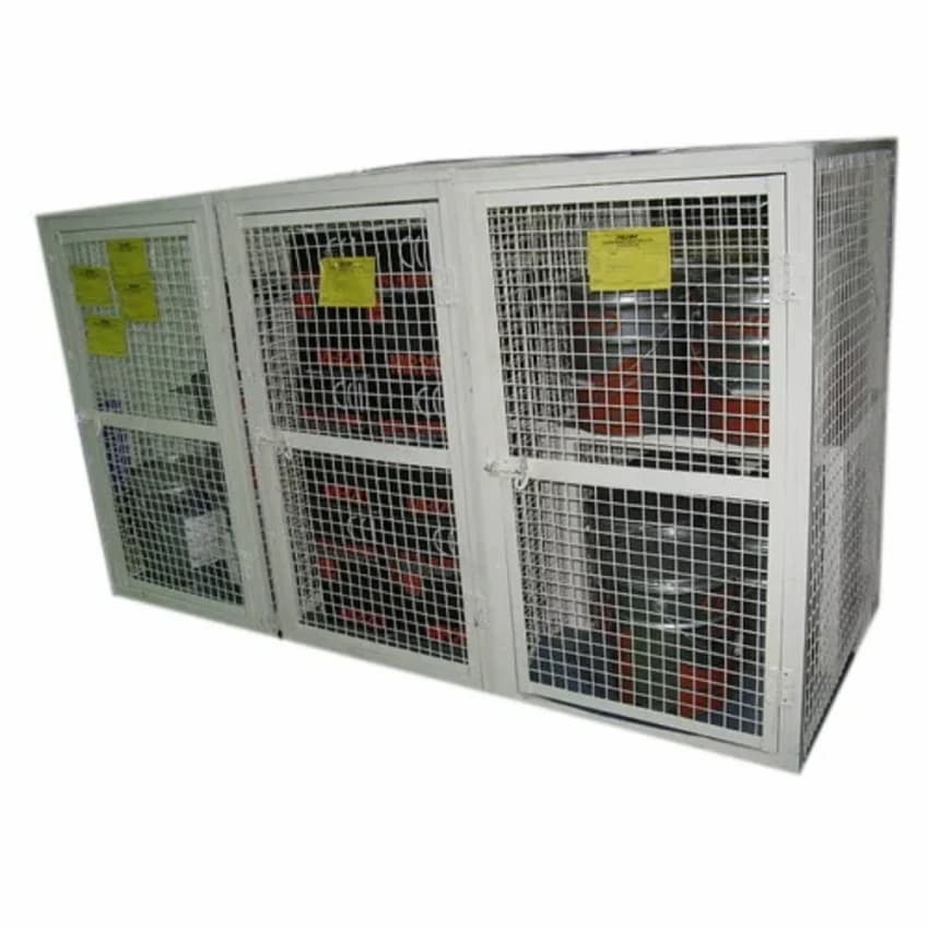 Stainless Steel White Material Storage Cage, For Industrial, Size/Dimension: 5 X 3 X 4.5 Feet