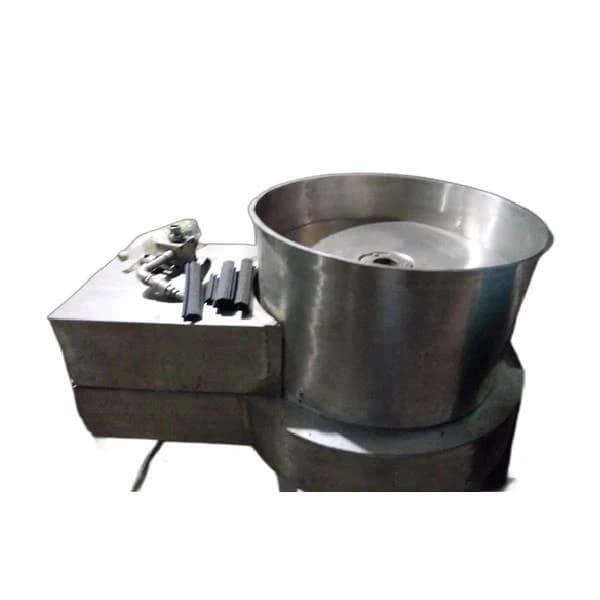 Raw Mango Cutting Machine