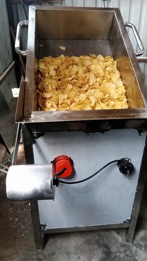 Automatic Snacks Fryer Machine, Capacity: 100 kg/hr