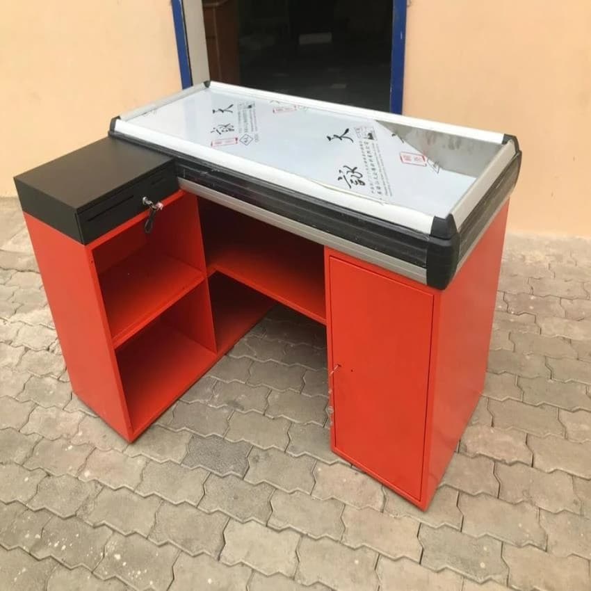 L shaped Supermarket Checkout Counter, For Retail Store, Size: 5ft X 4ft