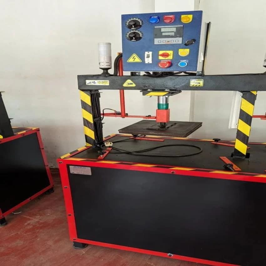 Paper Bag V Handle Profile Cutting Machine