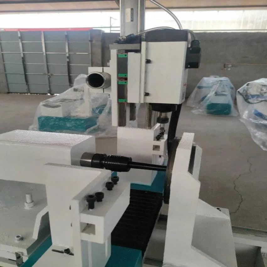 Cam Master 2530 Cnc wood lathe with spindle, Maximum Turning Length: 2500mm, Maximum Turning Diameter: 600mm