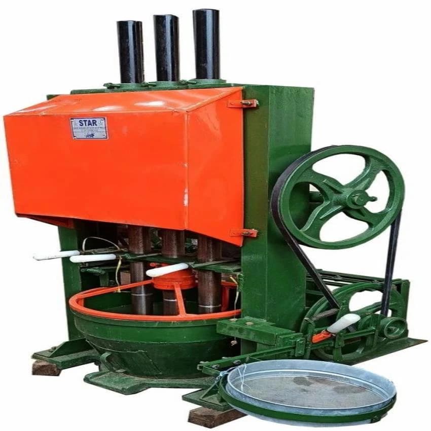 Semi-Automatic Chilly Pounding Machine, 6 To 15 kg/H