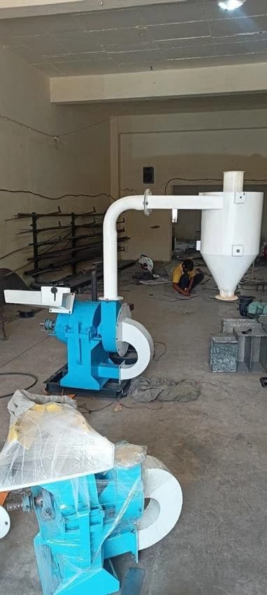 Automatic Posho Mill Maize Mill, Single Phase, 50-200 Kg Per Hour