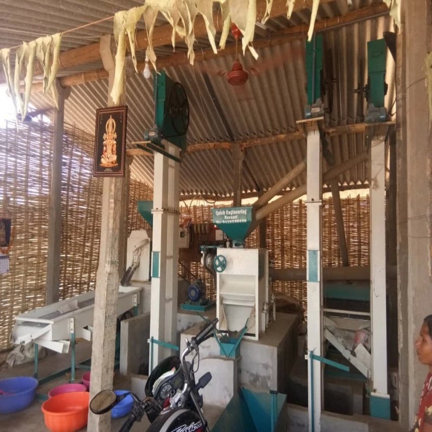 Mini Rice Mill Plant, Capacity: 10-20 ton/day