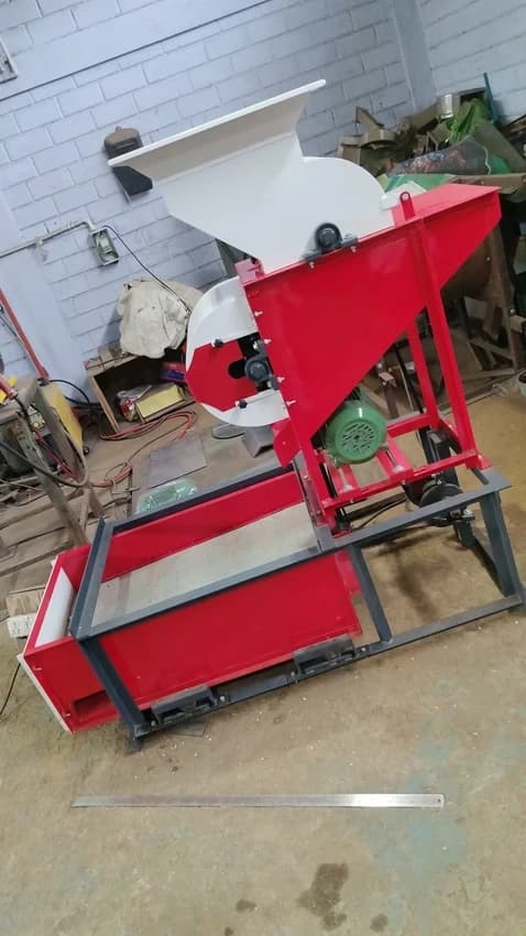 Peanut Skin Removing Machine, 2 HP