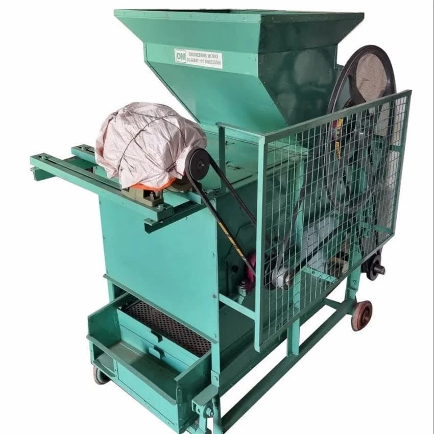 Powder Coated Automatic 350Kg Peanut Skin Removing Machine, Capacity: 300 Kg/Hour, Three Phase