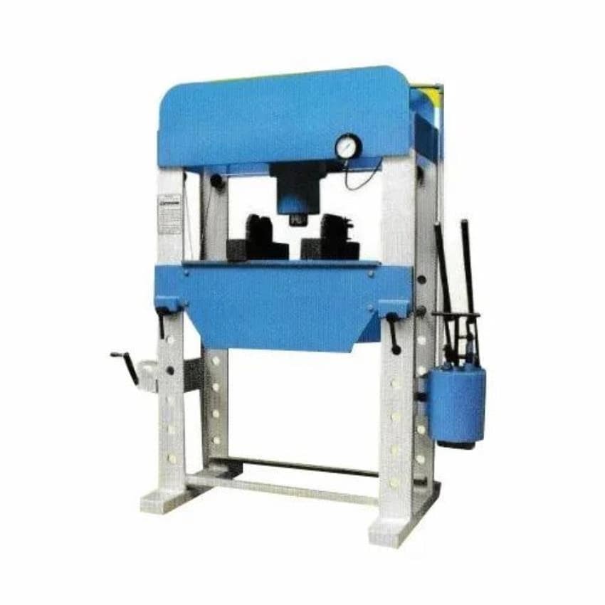 Vishal Traders Mild Steel Hydraulic Press Machine