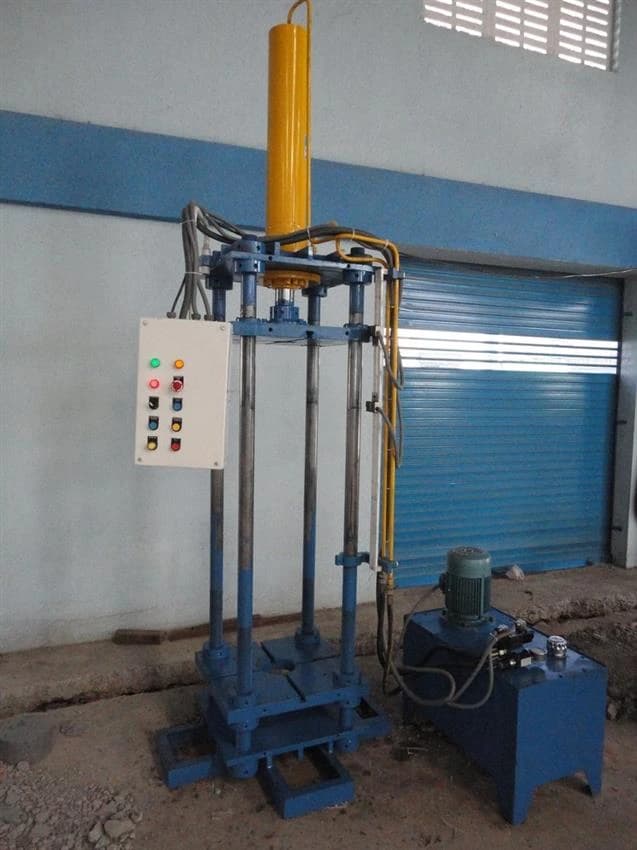 Hydraulic Presses For Column With Cushion