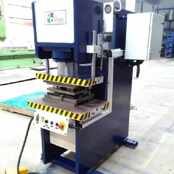 C Frame Hydraulic Press Machine