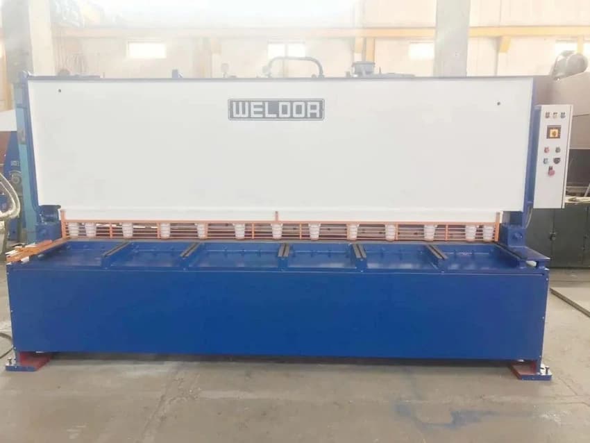 Hydraulic Shearing Machine Variable Rake Angle