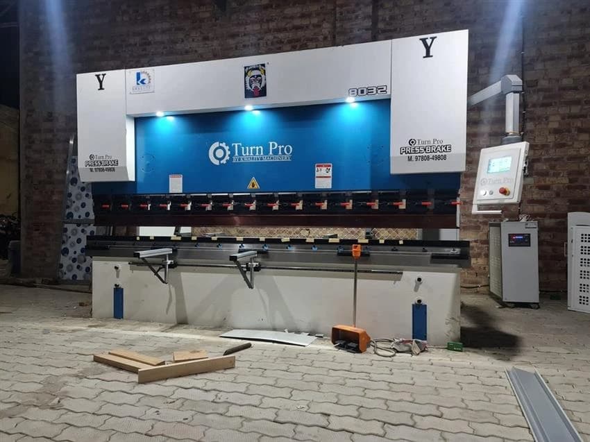 Cnc Press Brake Machine, For Sheet Bending, Automation Grade: Automatic