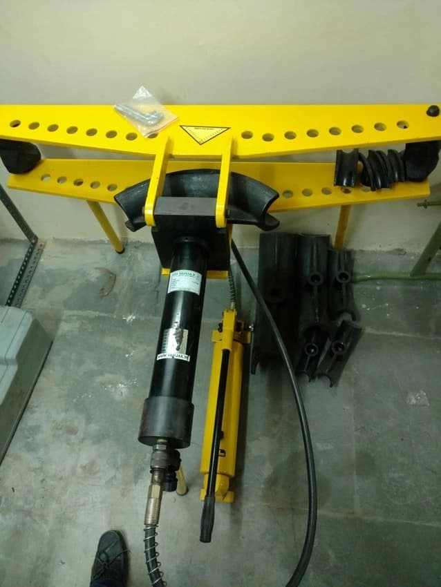 Hydrobend Vanjax Hydrolift Smak Motorized Hydraulic Pipe Bending Machine With Ejecting Device