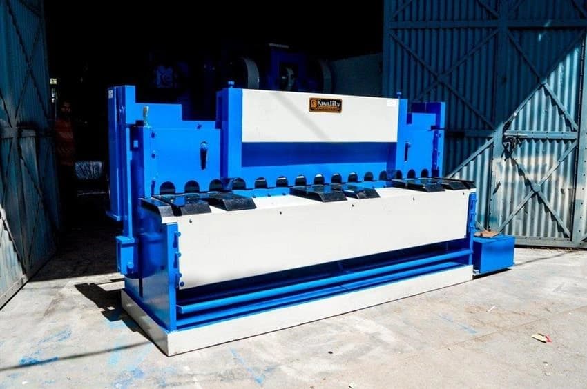 Foot Lever Mild Steel Hydraulic Shearing Machine, Shearing Thickness: 1-6mm