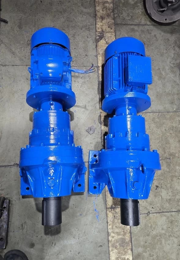 Ribbon Blender Gearbox for Spices & Masala (SS 304, 5 HP Motor)
