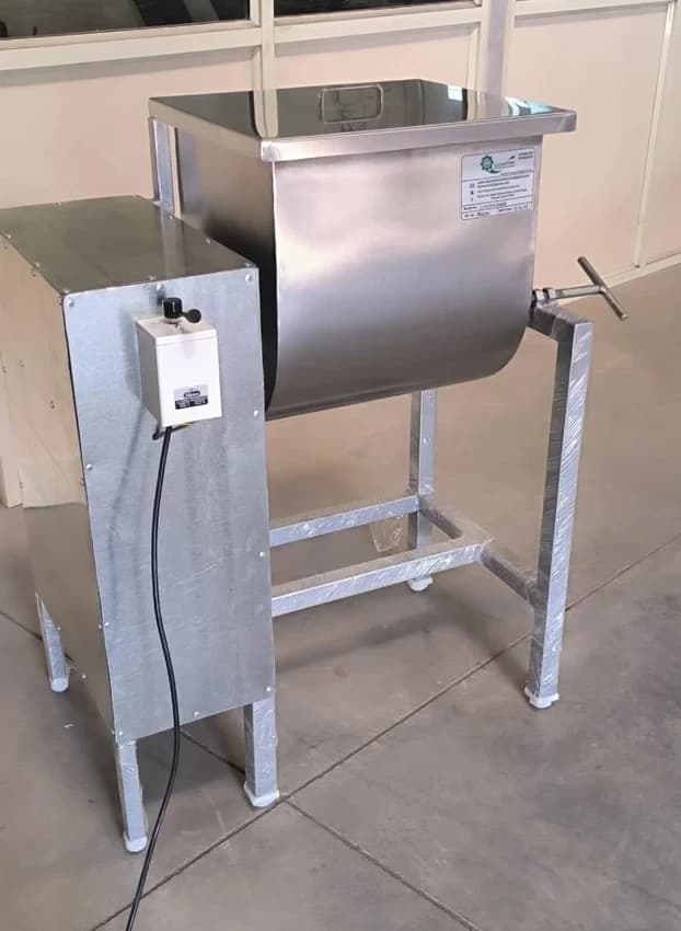 Feed Mixer Machine