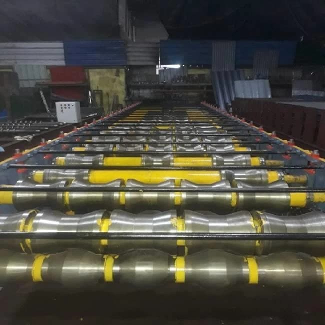 Containers wall panel sheet forming machines