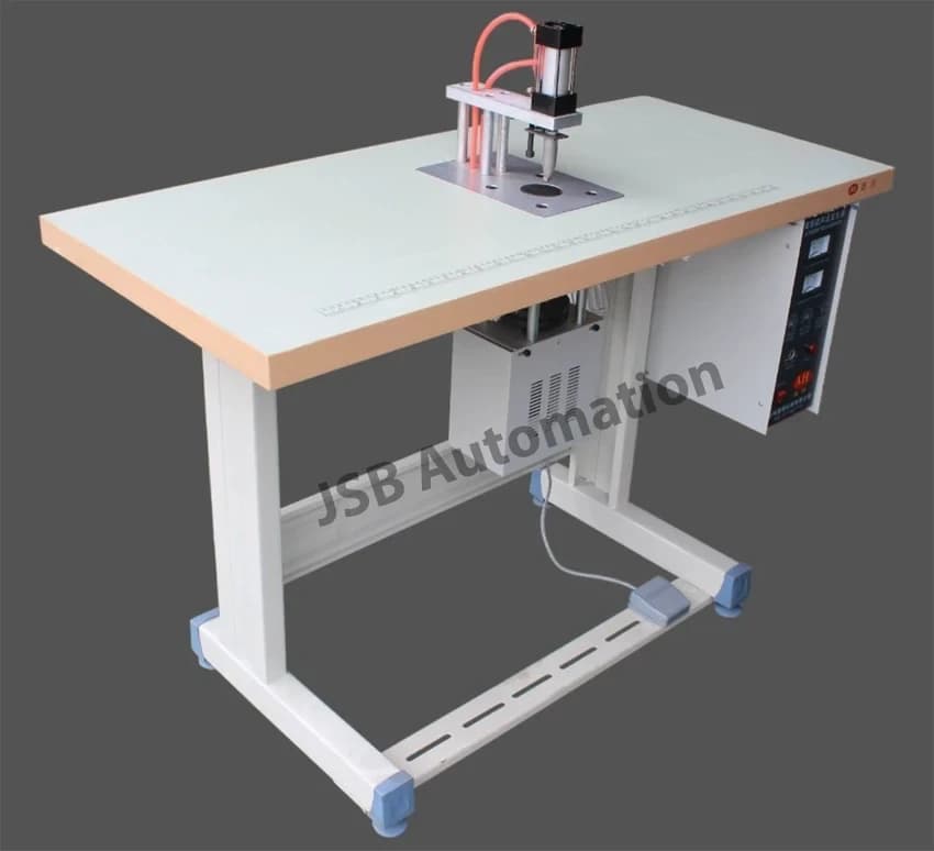 Mild Steel Non Woven 100 PPH Loop Handle Making Machine, 2000W