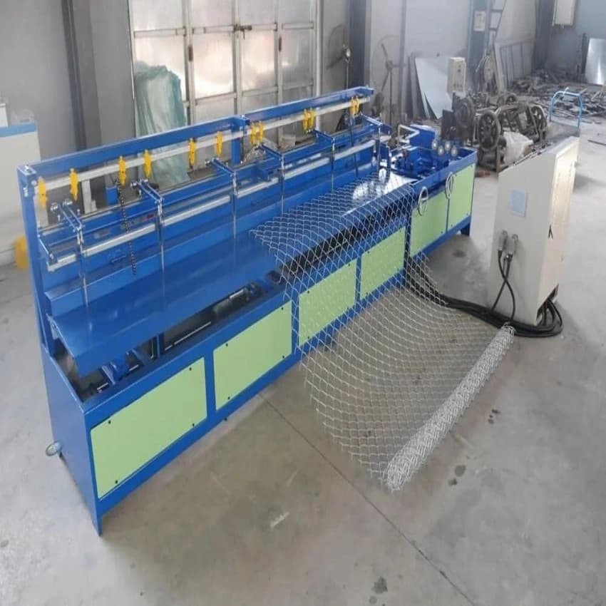 Semi Automatic Chain Link Fencing Machine, Capacity: 80 kg/hr, 7 Hp