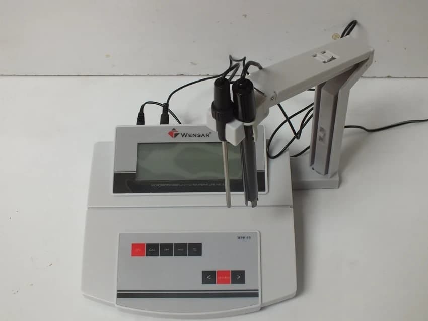 Conductivity Meter