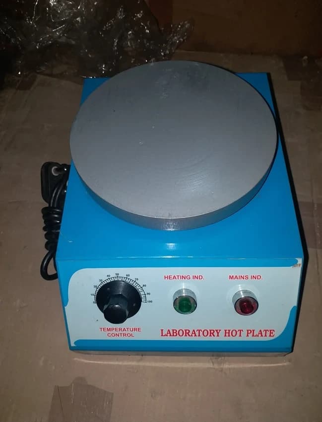 Iron Laboratory Hot Plate, Capacity: Dia 8""