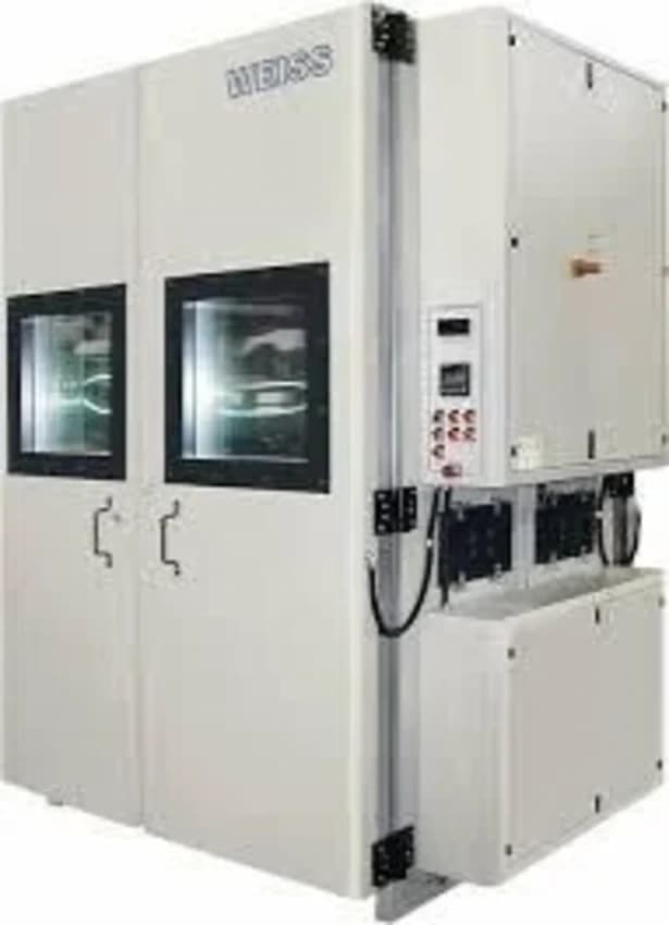 Integrated Cooling Chamber & Temperature Monitor