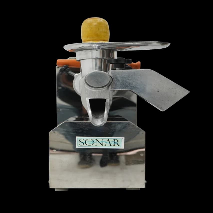Stainless Steel Semi Automatic Orange Juicer Machine, 30 kg/hr