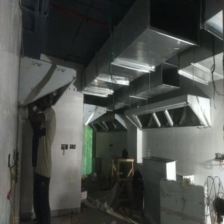 Stainless Steel Commercial Kitchen Hood, For Restaurant, Airflow Volume: 2000 CFM