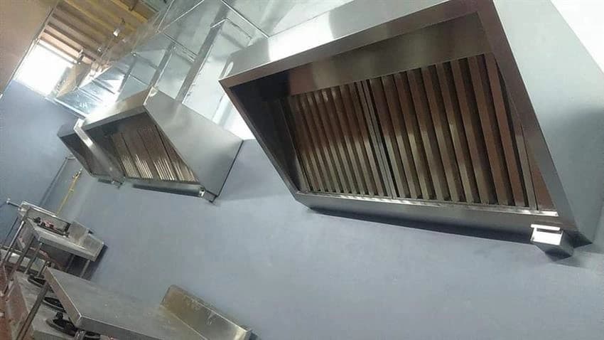 Equipment Type: Commercial Kitchen Chimney Stainless Range Hood, For Restaurant