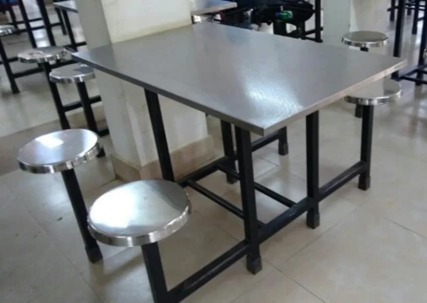 Mild Steel Silver And Black Canteen Table, For Hotel,Restaurant Etc