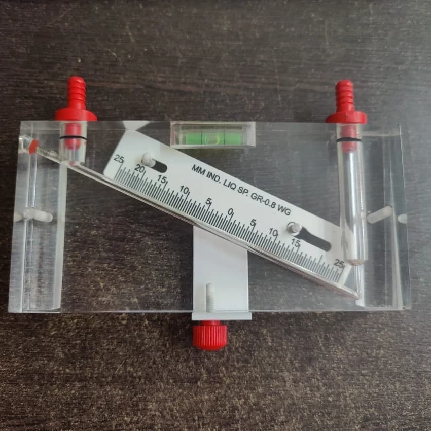 Acrylic Body Inclined Manometer