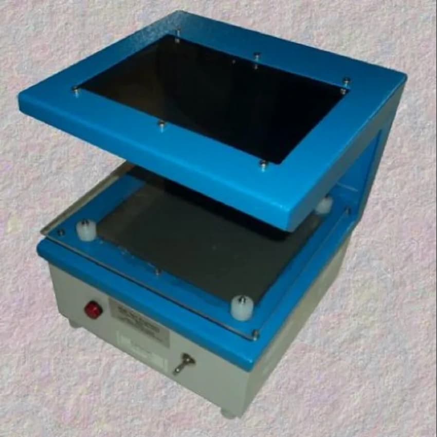 Large Led Display Polariscope For Glass & Preform, For Laboratory