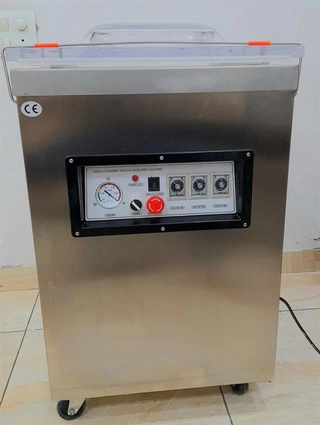Vaccum packing machine