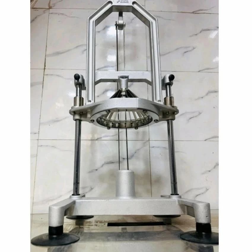 Blooming Onion Cutter