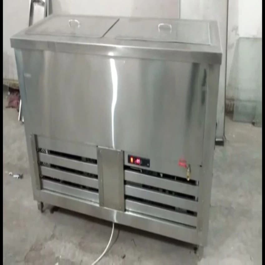 Stainless Steel Kulfi Making Machine - 4 Tray Fixed Mould