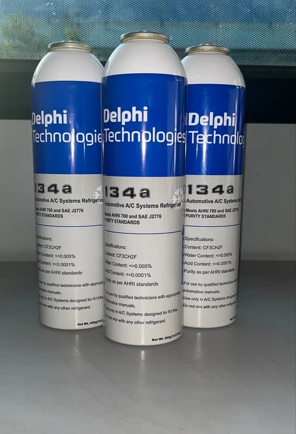 R134a Refrigerator Gas, For Ac Compressor, Packaging Size: 450G