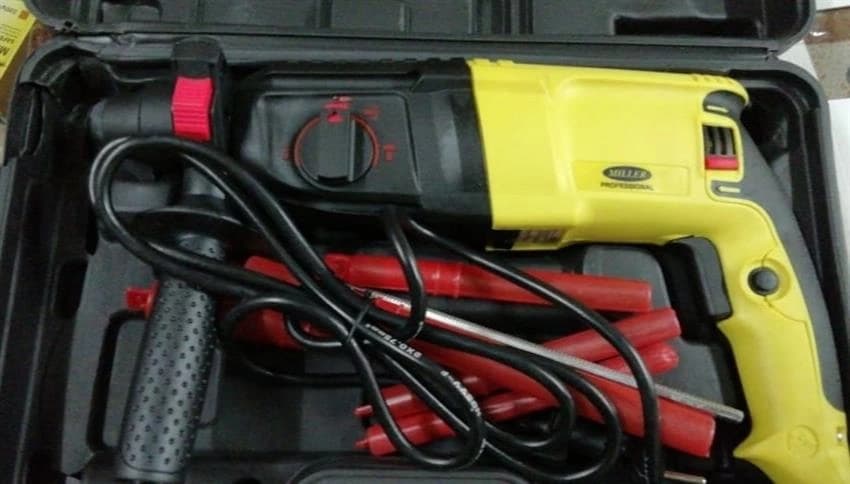 Miller 26mm Rotary Hammer Drill, Warranty: No