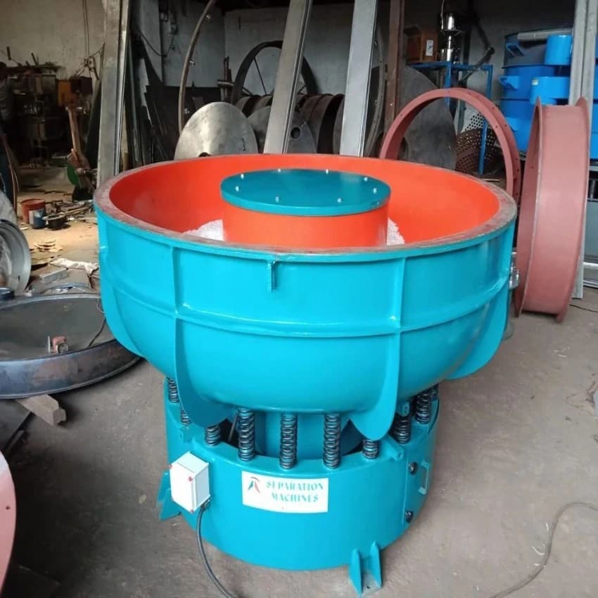 Ferous & Non Ferous Steel Vibratory Finishing Machine, Machine Capacity: 110LT