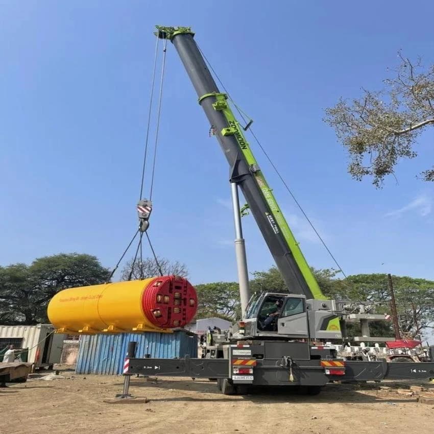 Micro Tunnelling Machine