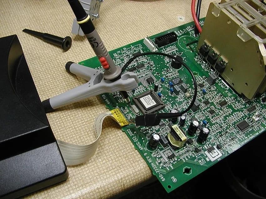 On Grid UPS Repairing Service, in Local