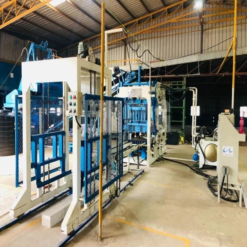 IMPORTED Interlocking Paver Machine Installation,Commissioning,Training Service
