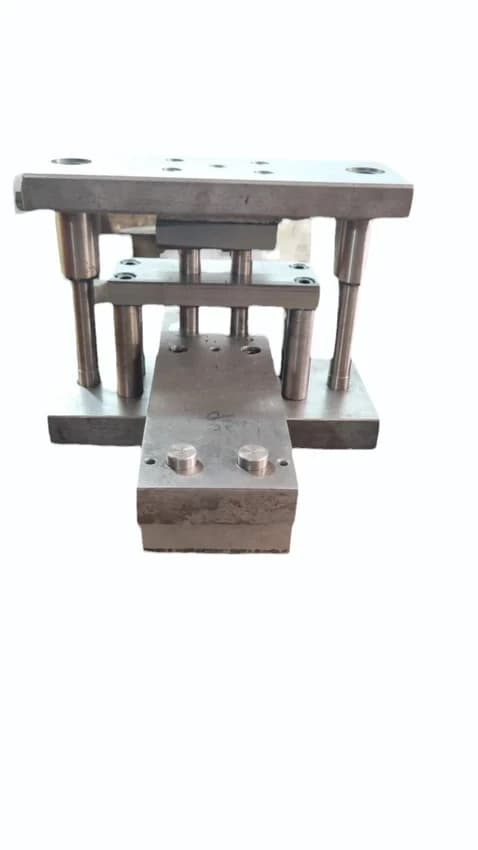 Mild Steel CHANNEL PUNCHING TOOL