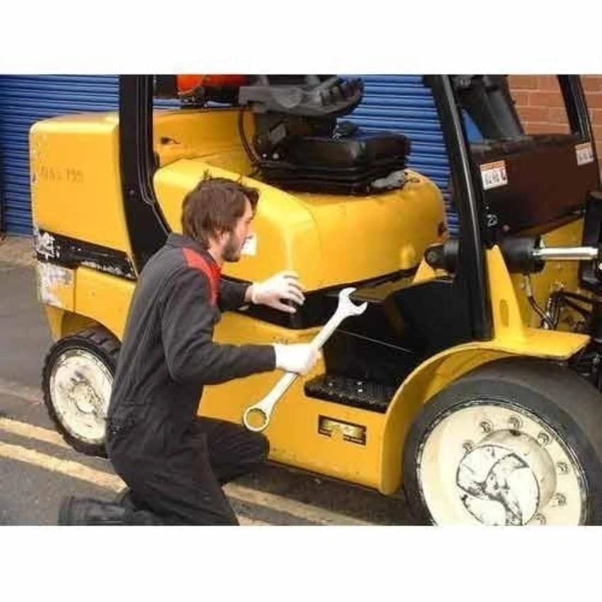 Forklift Repairing Service