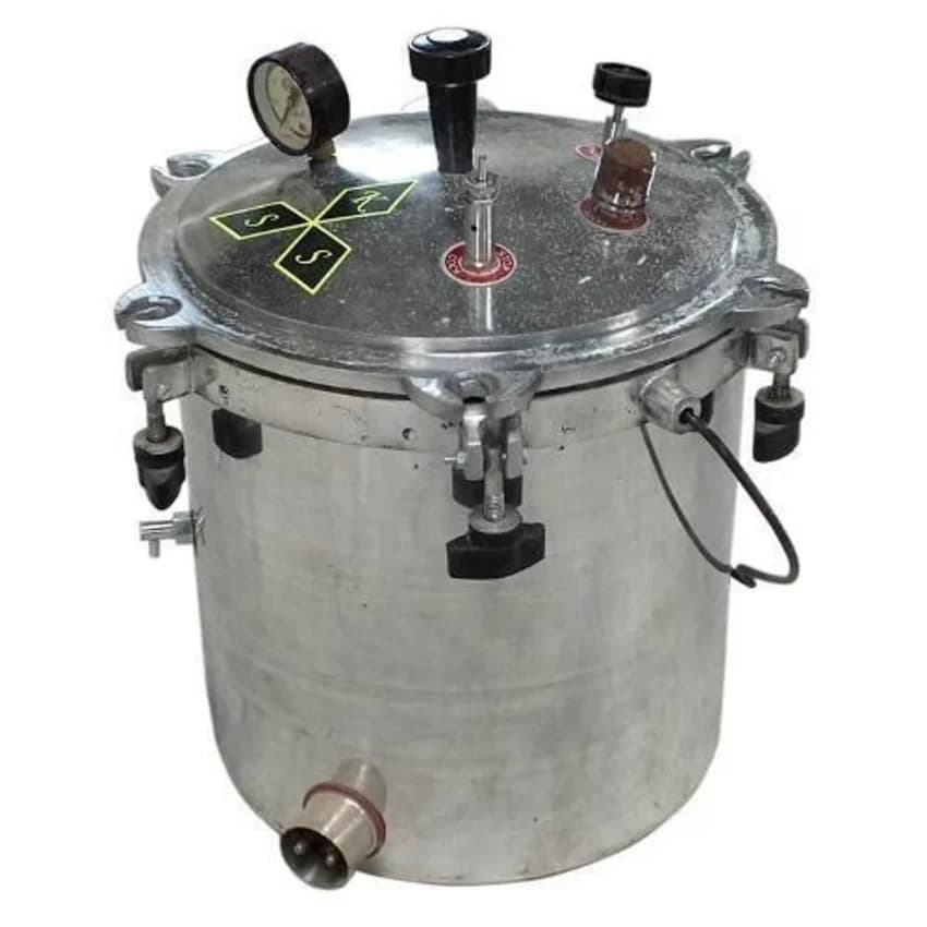 Table Top Auto clave (Brand: SSFW)
