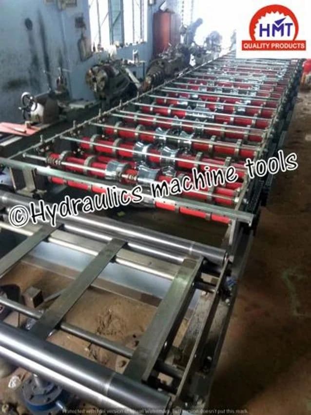 Fully Automatic Trapezoidal Roofing Sheet Making Machine, Job Thickness: 0.1-0.5 mm, Production Capacity: 6-10 ton/day