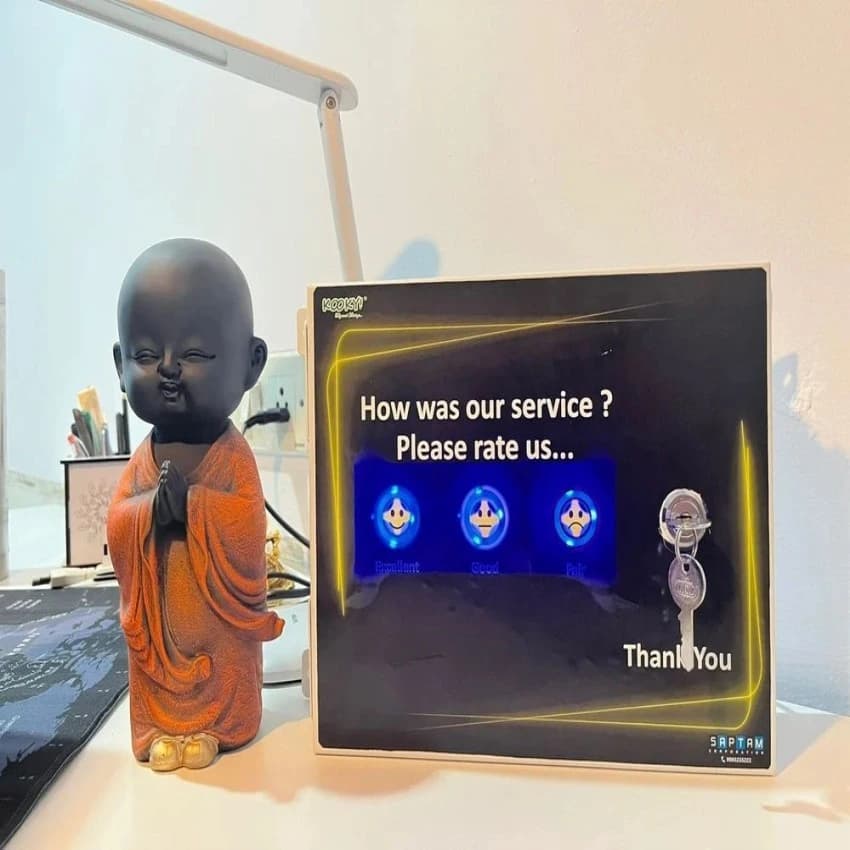 Touch Screen Customer Feedback Machine