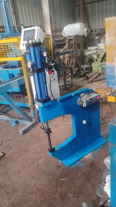 Riveting Machine